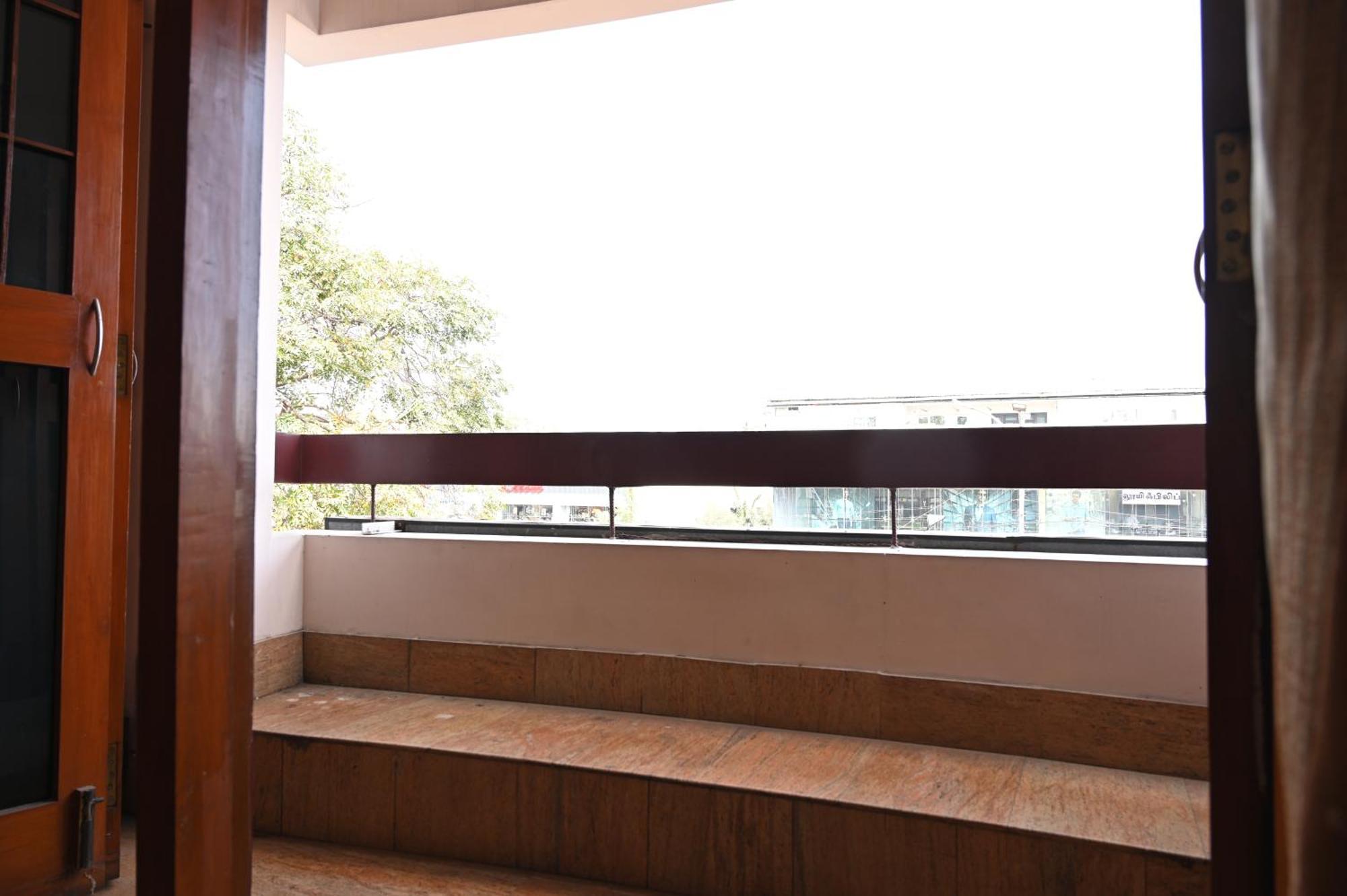 Bella Vagues By K Hotels Chennai Exterior photo