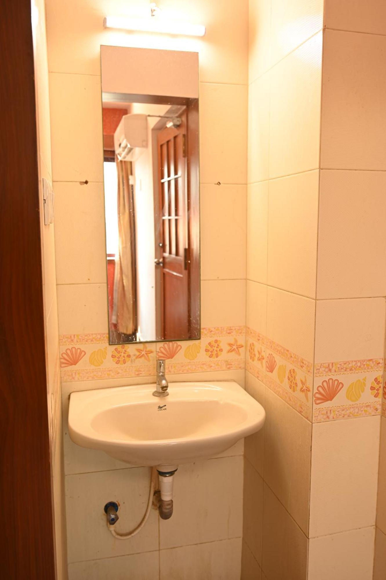 Bella Vagues By K Hotels Chennai Exterior photo